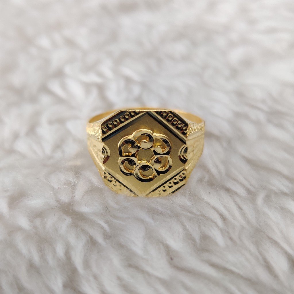22 carat 916 casting gents ring