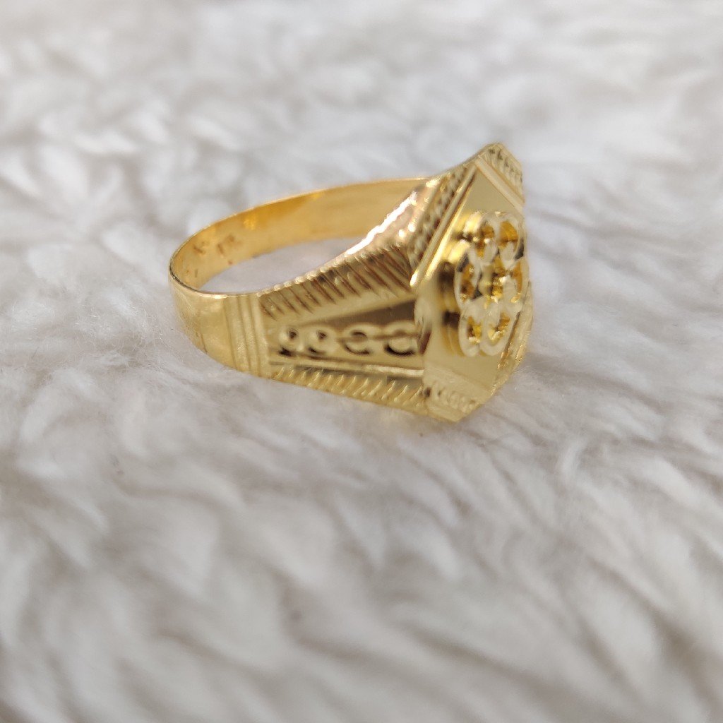 22 carat 916 casting gents ring