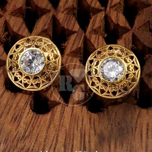 Jyadatar ston fancy earring